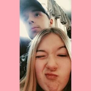 Meet your Posher, Desiree